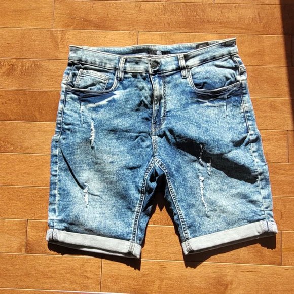 Mile End Jean Short - Picture 3 of 5